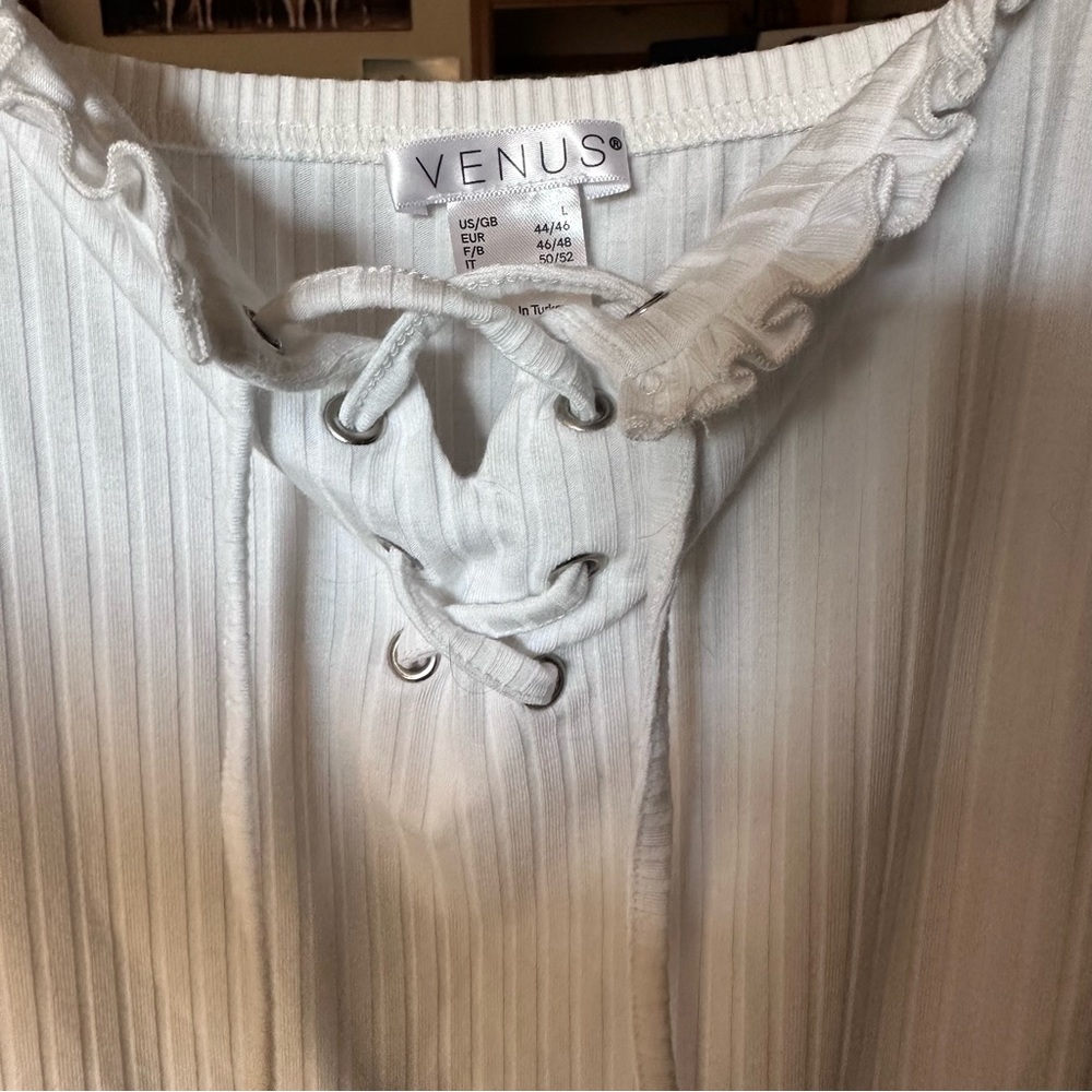 Never worn cute tank top large size